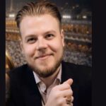 Gray Blue 3D Social Media Management YouTube Thumbnail (15)_original_1768897193