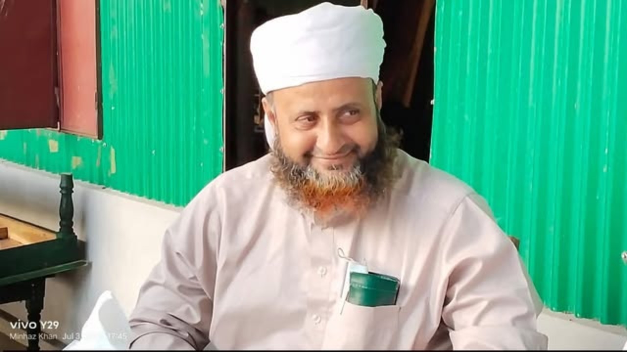 Gray Blue 3D Social Media Management YouTube Thumbnail (78)_original_1769135848